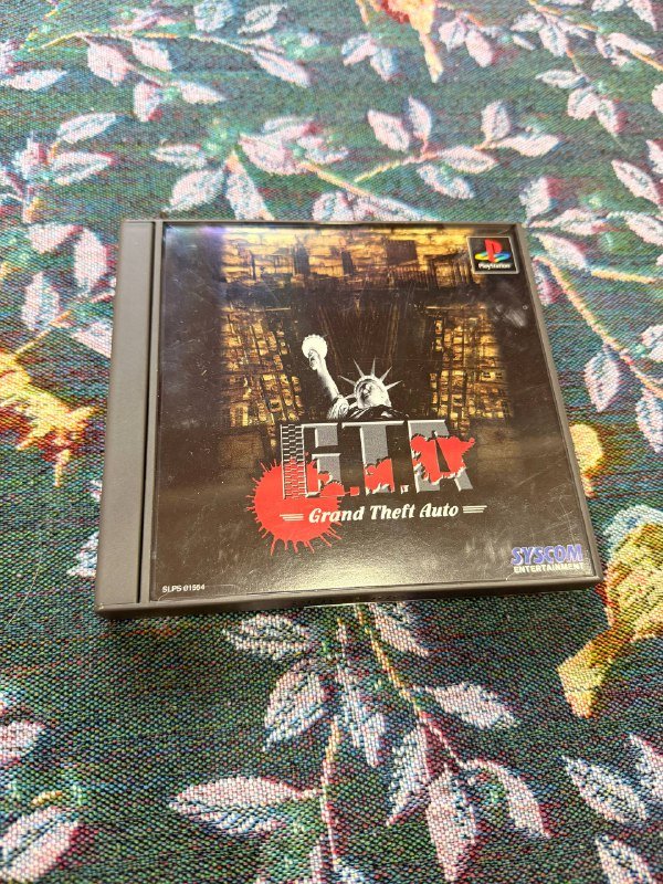 Оригинальные японские коллекционные игры Grand Theft Auto Vice City и прочие 6