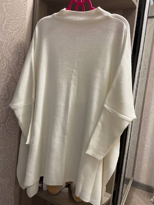 Пижама плюшка размер XL, Худи Bershka EUR S/M, Свитер, Брюки H&M 5