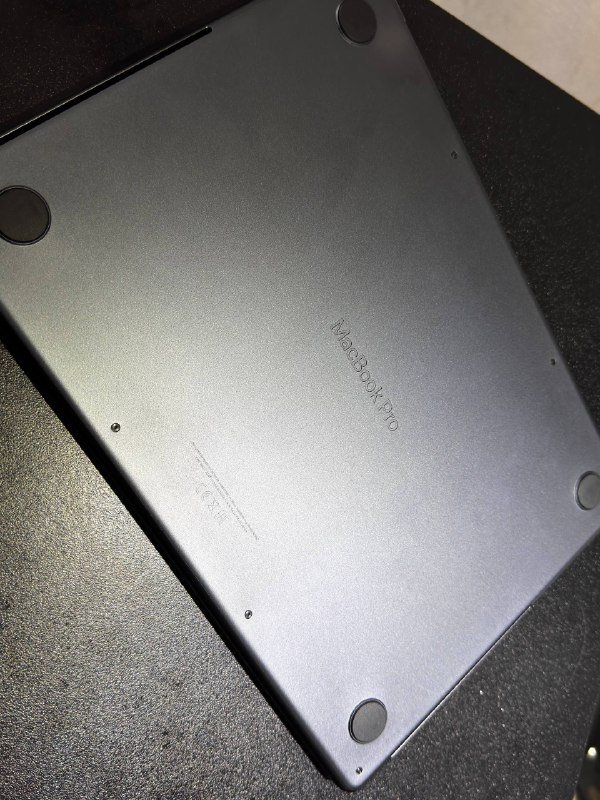 MacBook Pro M3 Max 36ГБ 1ТБ SSD 4