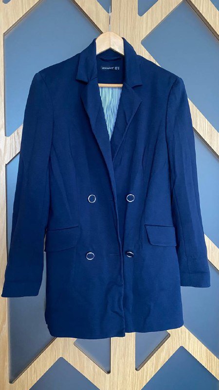 Женский удлиненный пиджак