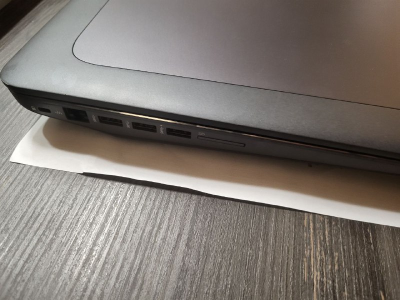 HP zbook 17 G4 ноутбук Intel Xeon Nvidia p5000 64Gb RAM 1Tb SSD 3