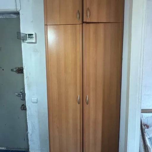 Шкаф