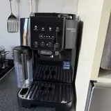 Кофемашина DeLonghi Magnifica Start ECAM 220.60.B 1