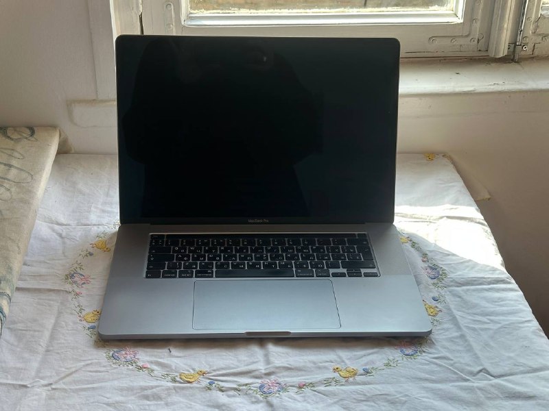 MacBook Pro 16-inch, 2019, 500GB 3