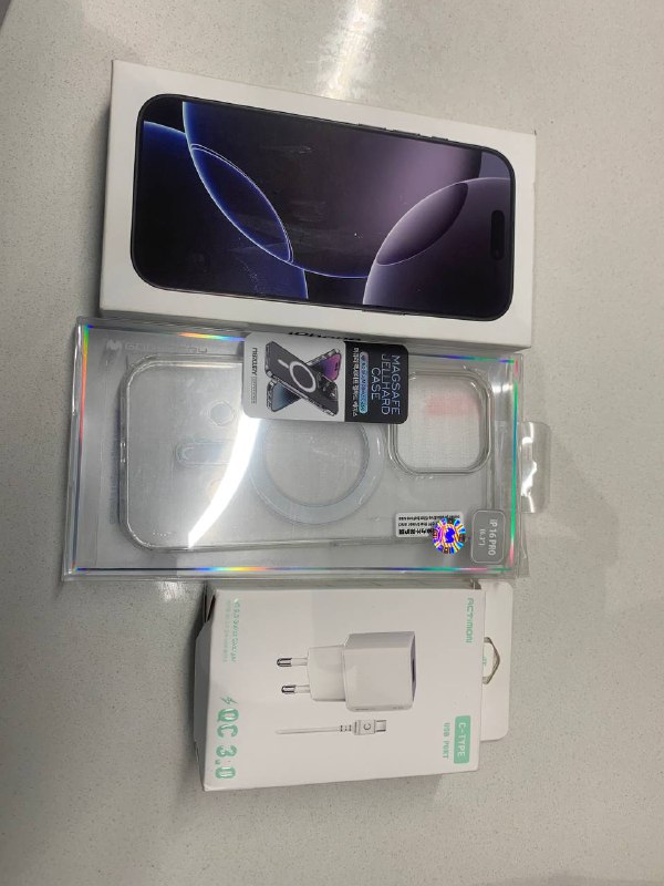iPhone 16pro 128GB black titanium, чехол, зарядка