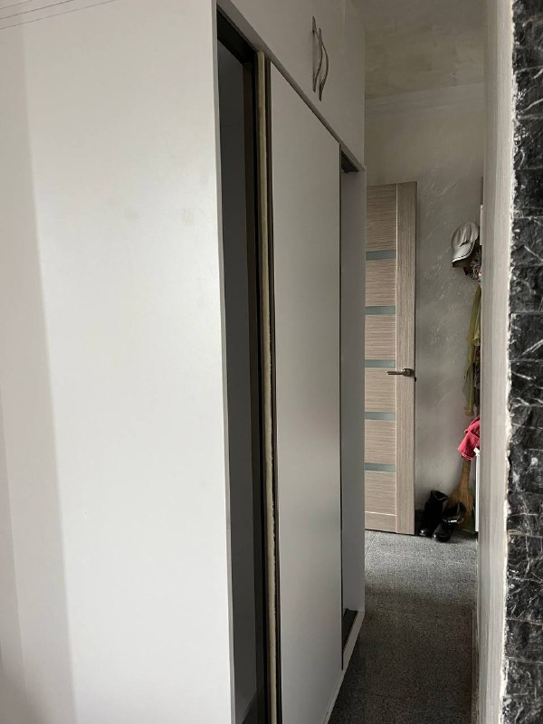 Шкаф-купе 140х250х60 2