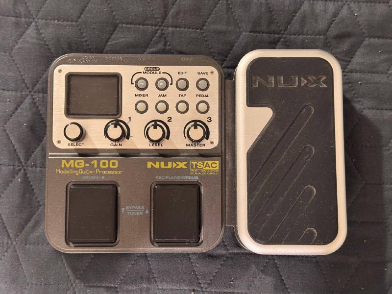 Гитара Ibanez AZES-40, жесткий кейс Stagg, процессор эффектов NUX MG 100 3