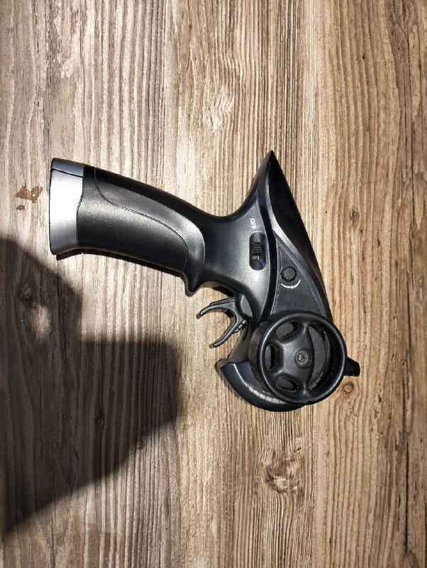 RC машинка на пульте управления 1:18 вездеход 4WD 3