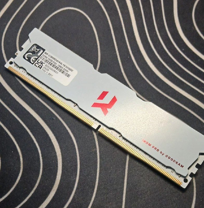 Оперативная память GOODRAM IRDM PRO 16GB DDR4 3600MHz 2