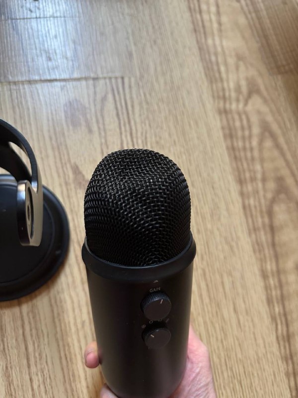 USB микрофон Blue Yeti 2