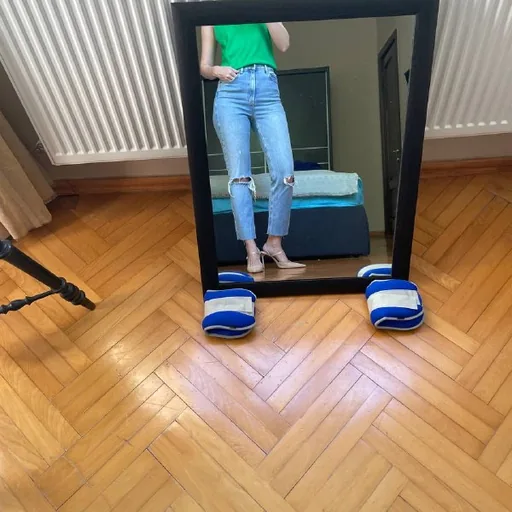 Джинсы Zara