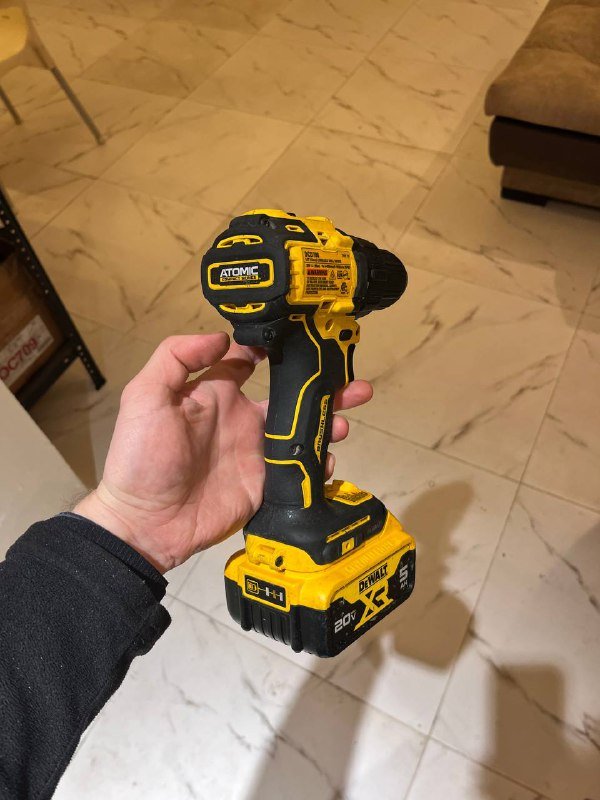 Шуруповерт DeWalt DCD708 с аккумулятором 5 А/ч 4