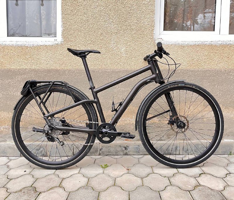 Cannondale contro велосипед для путешествий размер S