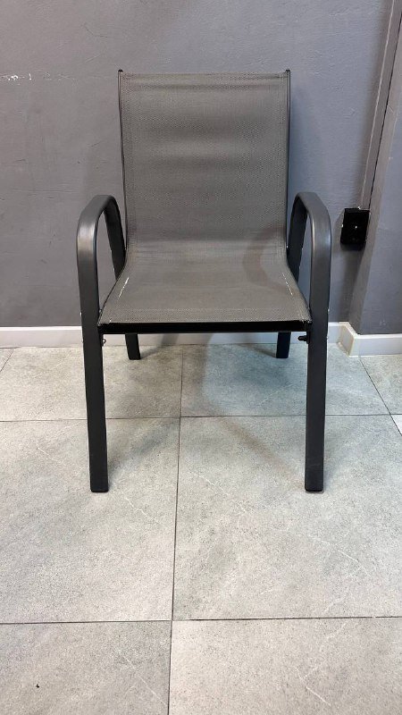 Желтые стулья 4