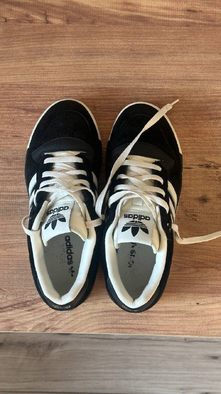 Кроссовки Adidas женские размер 37-37,5 4