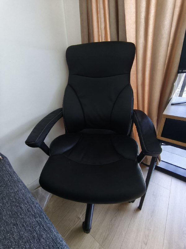 Компьютерное кресло