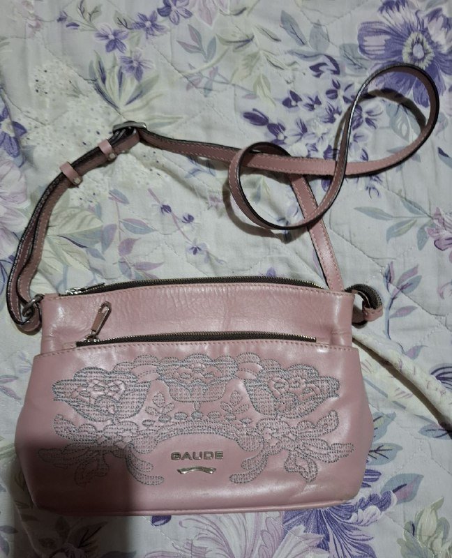 Сумки женские, босоножки, ботинки, туфли мужские и женские