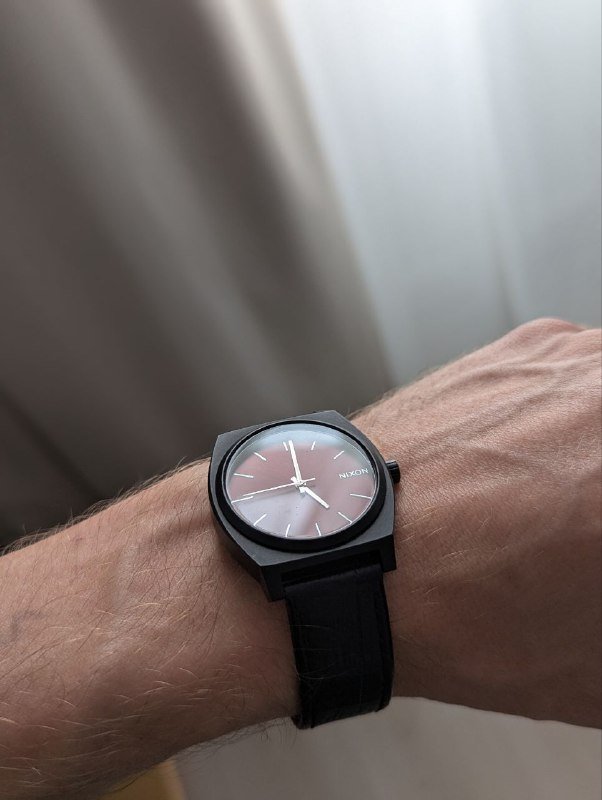 Наручные часы Nixon