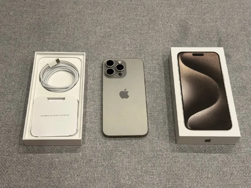 iPhone 15 PRO MAX 256GB 1
