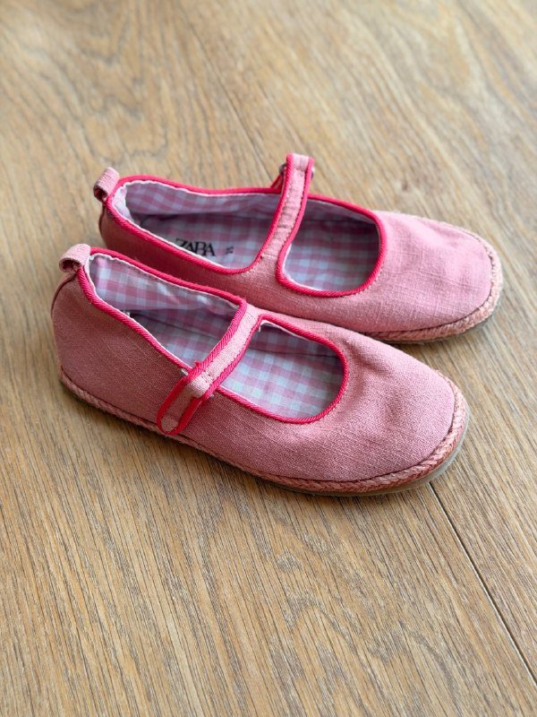 Adidas Samba, Crocs Peppa Pig, сандалии Liewood, кеды Adidas, ботинки Zara, балетки Zara, кеды Tombi 8