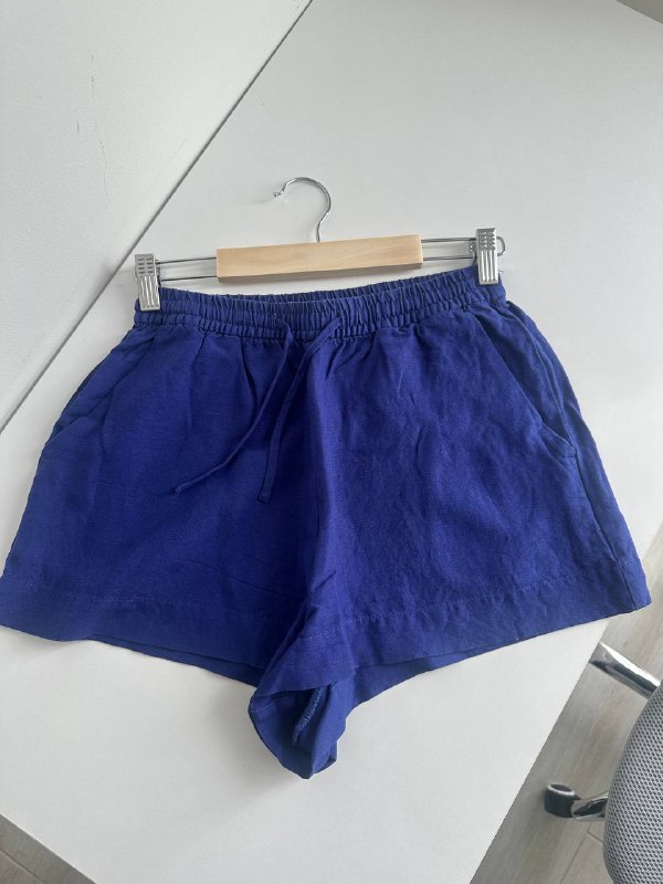 Топ-бандо, шорты Oysho, юбка-шорты Zara, джинсовые шорты maag, юбка H&M, шорты спортивные H&M 3