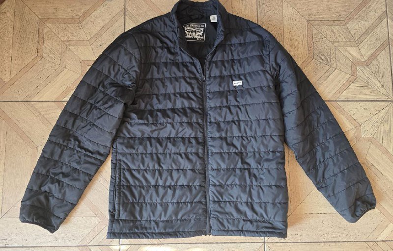 Куртка LEVIS оригинал размер L