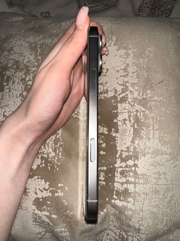 iPhone 16 Pro Max 256GB 4
