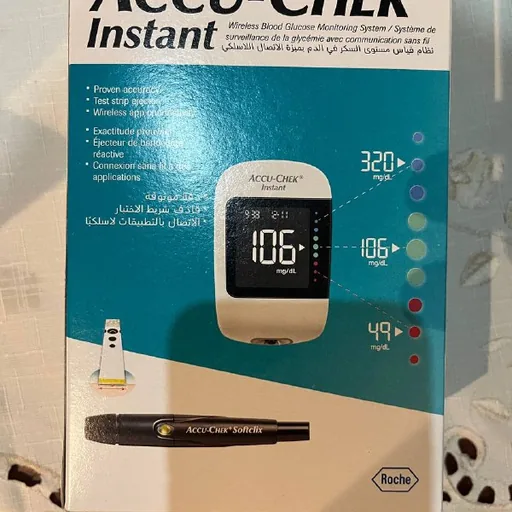 Глюкометр Accu-Chek Instant