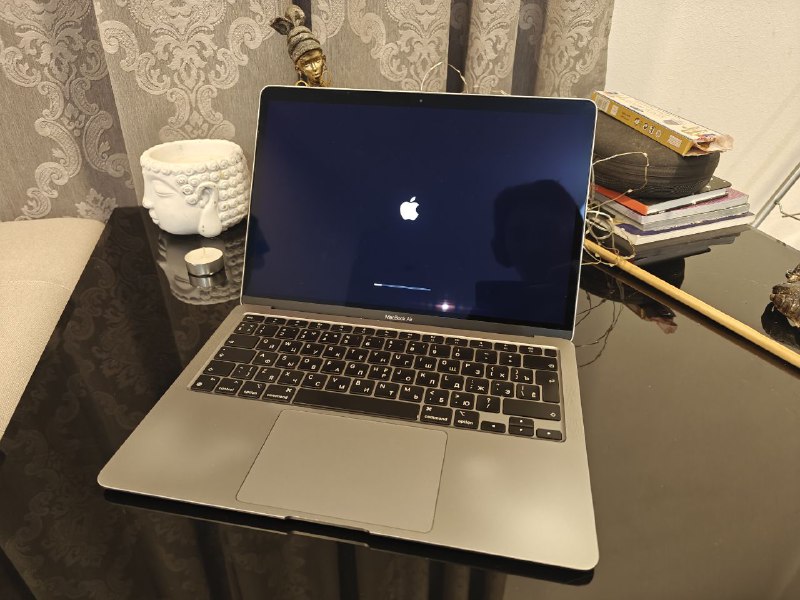 MacBook Air M1 16/256 2020 Space Gray 2