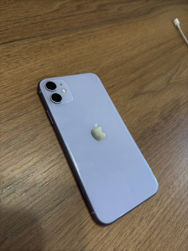 Продам iPhone 11 64 ГБ (фиолетовый) 2