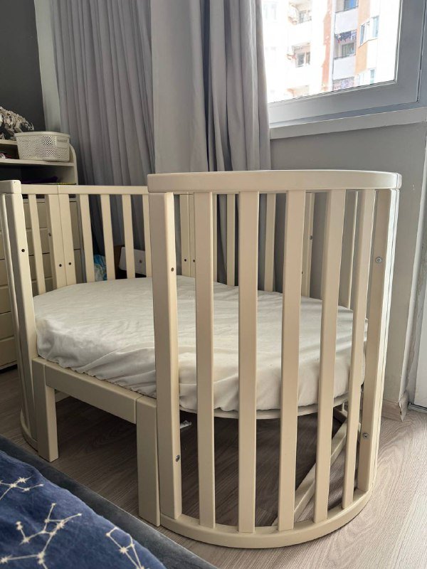 Детская кроватка и матрас Angelo