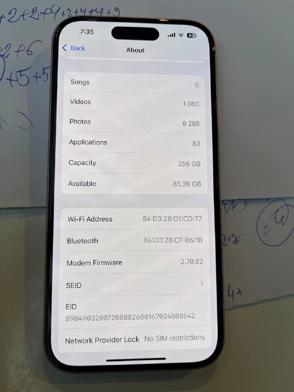 iPhone 15 4