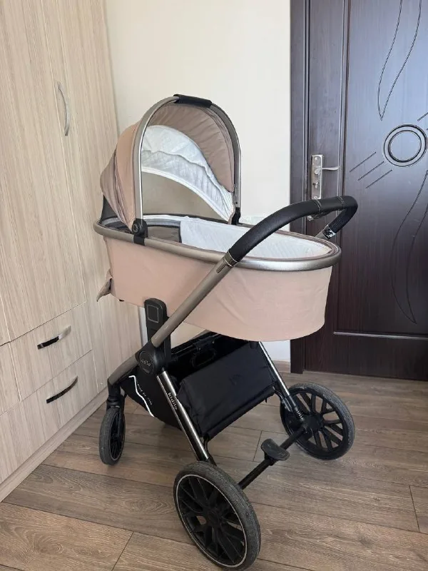 Коляска Kidilo 3 в 1 с автокреслом 1