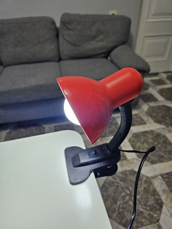 Лампа настольная