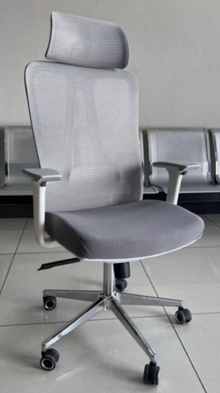 Кресло офисное регулируемое