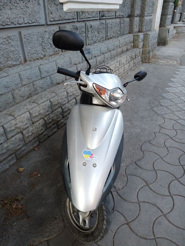 Мопед Honda Dio AF56 с 2 шлемами 1