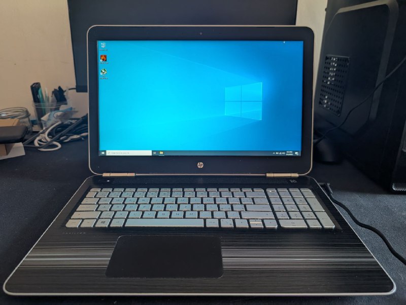Ноутбук HP Pavilion 15-bc200nc