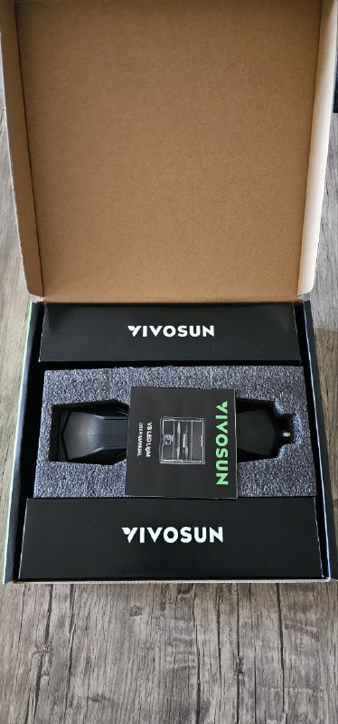 LED-светильник Vivosun VS1000 (100W) 2