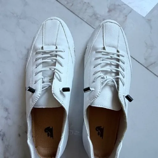 New leather men’s sneakers, size 47