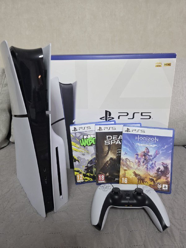 PS5 slim Dualsense, кабели, коробка, 3 игры