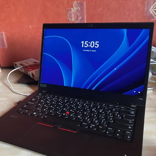 ThinkPad Carbon X1 Gen 5, ThinkPad T14s Gen 6