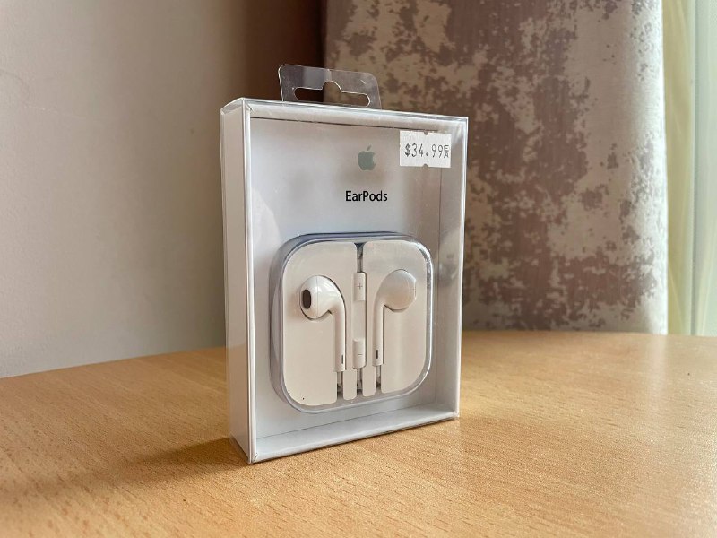 Новые оригинальные EarPods Headphone Plug 2