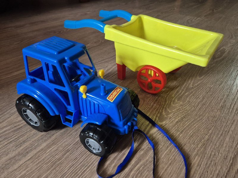 Деревянные игрушки, пазл, кукла, трактор, куртка, панамки, лего, рюкзак, тележка