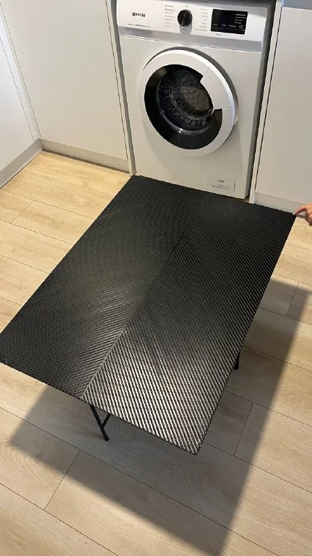 Круглый обеденный стол, кофейный столик 1