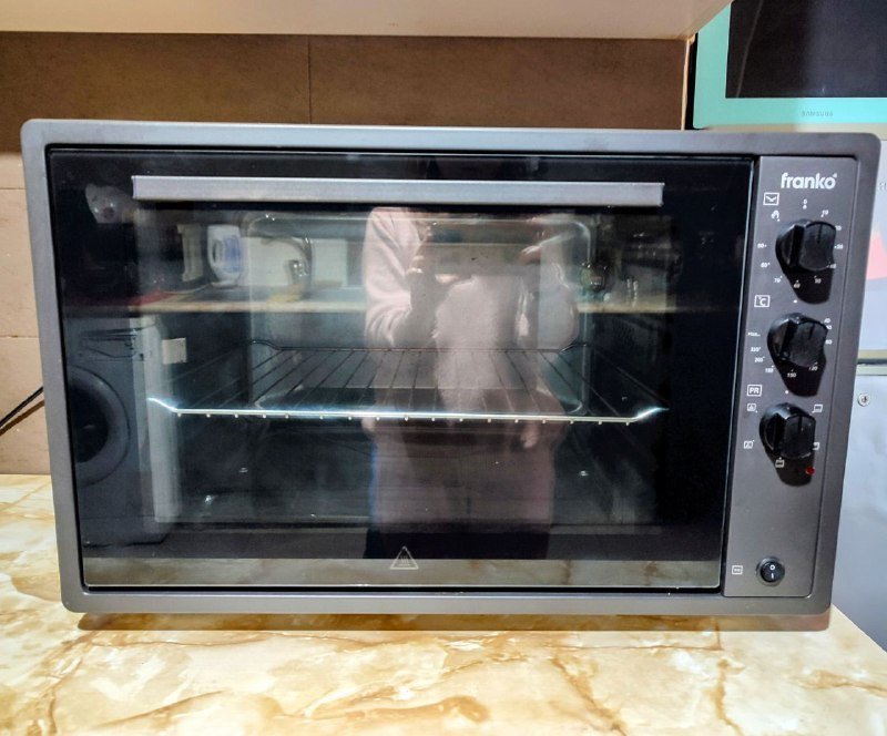 Духовка Franko 70 литров, комплект, доставка возможна