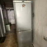 Холодильник Samsung 1