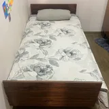 Кровать с матрасом 1