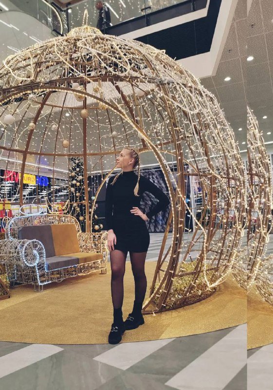 Красный комбинезон XS, черное платье S 2