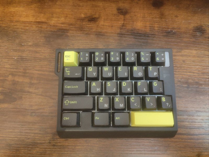 Макропады, мини-клавиатуры, Logitech POP 3