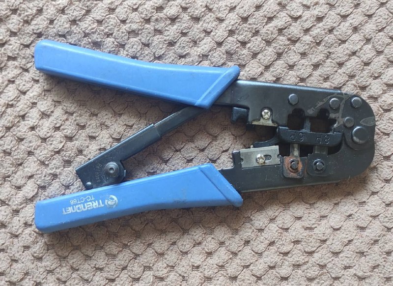 hdmi кабель, Машинка детская, гирлянда новогодняя, декабрист, зонт пляжный, ножи для фигурной резки, накладки на педали, обжимка для кабеля, насос электрический, защита 8